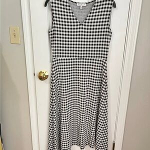 Chaus Black and White Gingham A-Line Midi Dress Sleeveless V-Neck